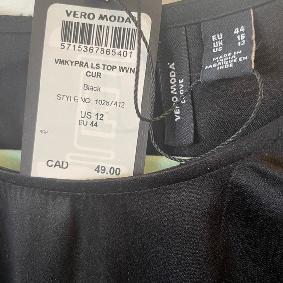 Brand new Vero Modo black blouse- size 12 - Picture 3 of 3